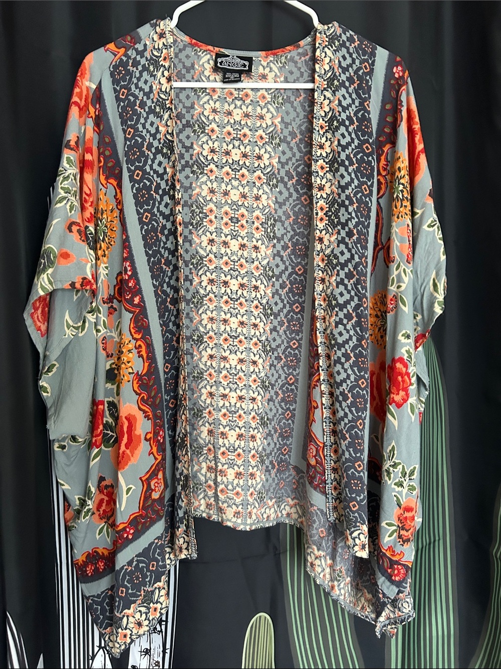 Angie Women's Floral Lightweight Kimono Medium
